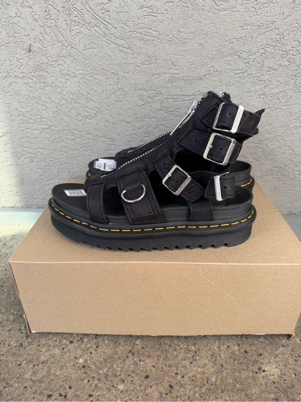 Dr. Martens Olson Gladiator Sandals NWT Black Leather Platform Sz 7